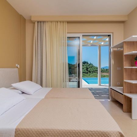 Spartakos Luxury Villa 2 Koukounaria Exterior photo
